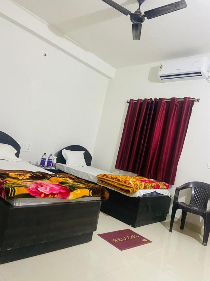 בודהגאיה Gaurav Guest House מראה חיצוני תמונה