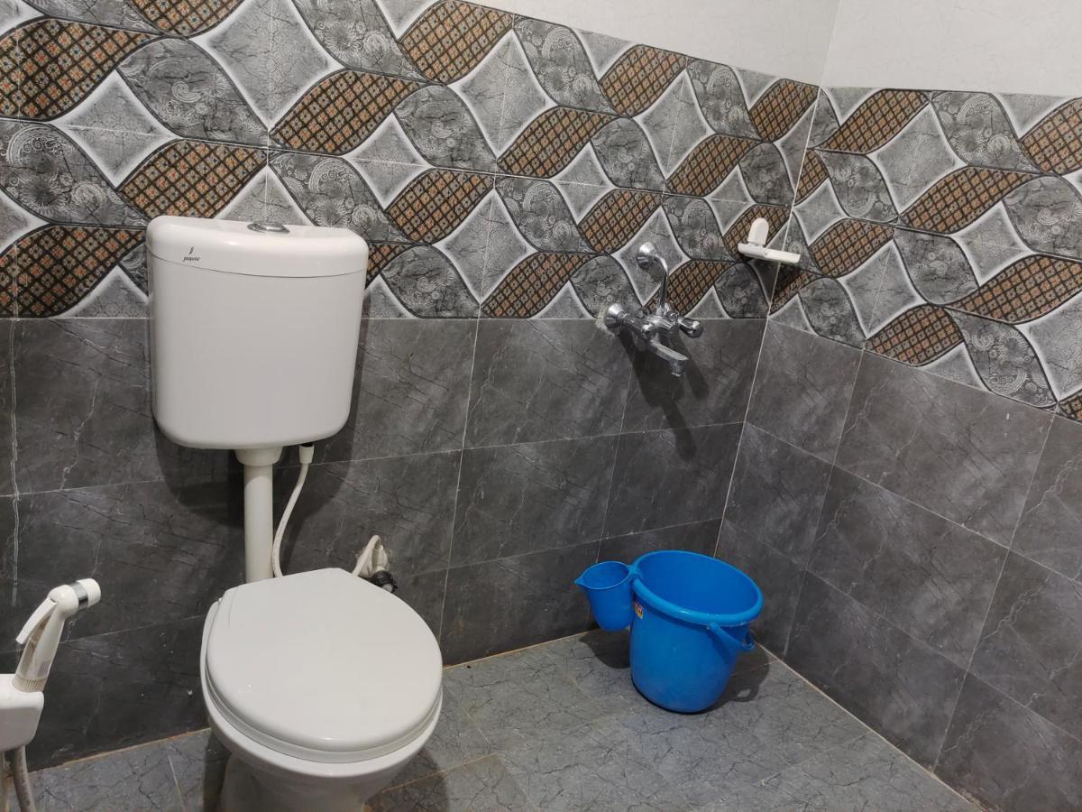 בודהגאיה Gaurav Guest House מראה חיצוני תמונה